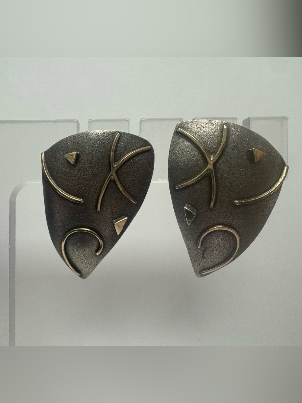 Peter Designs Sterling Silver 925 Modernist Shield Post Earrings